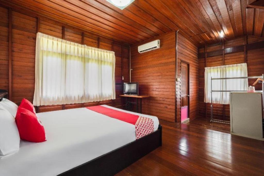 Oyo 1143 Phet Luran Thai Resort Kohchang Koh Chang Eksteriør billede